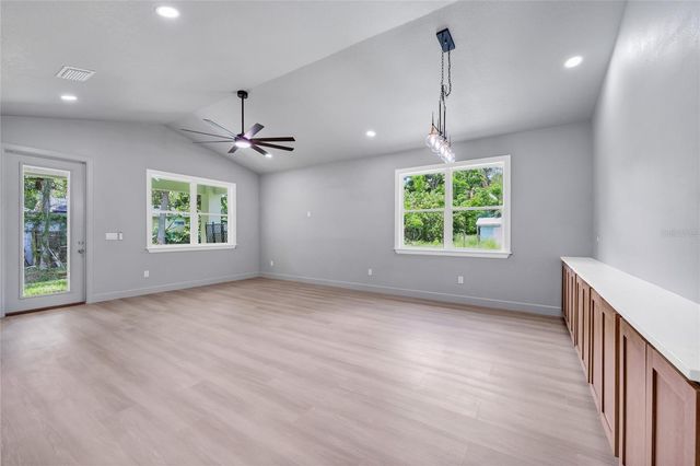 2034 E GRANT AVENUE, Orlando, FL 32806