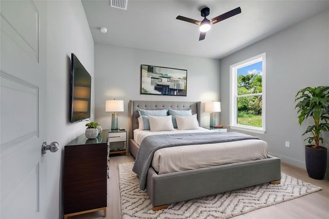 2034 E GRANT AVENUE, Orlando, FL 32806