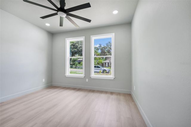 2034 E GRANT AVENUE, Orlando, FL 32806