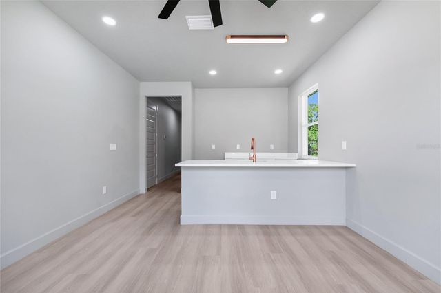 2034 E GRANT AVENUE, Orlando, FL 32806
