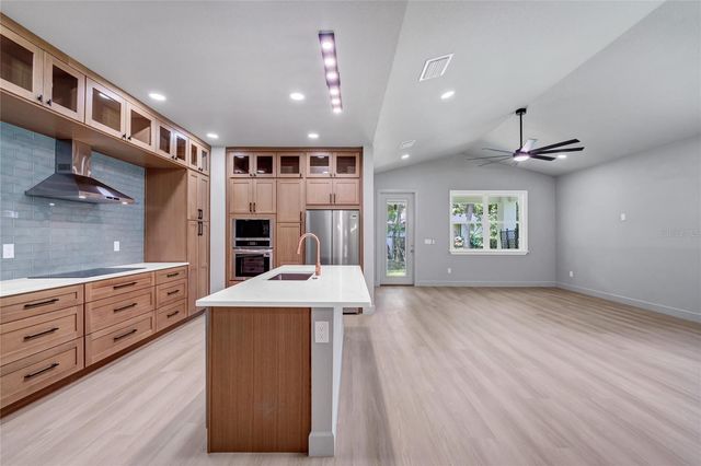 2034 E GRANT AVENUE, Orlando, FL 32806