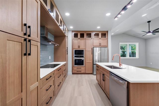 2034 E GRANT AVENUE, Orlando, FL 32806