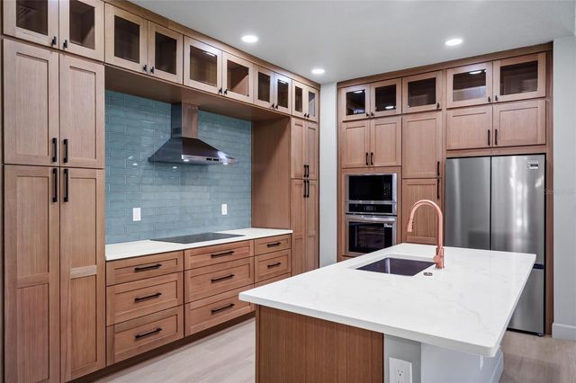 2034 E GRANT AVENUE, Orlando, FL 32806