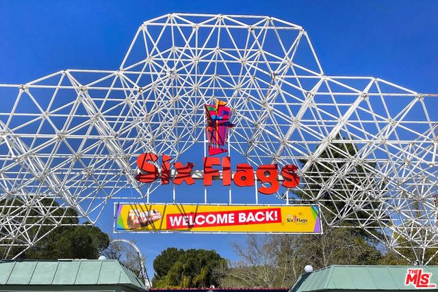 27120 Red Tail Place, Valencia, CA 91381