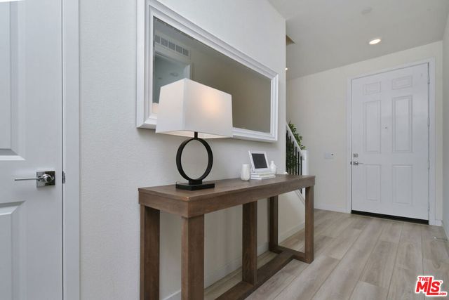 27120 Red Tail Place, Valencia, CA 91381