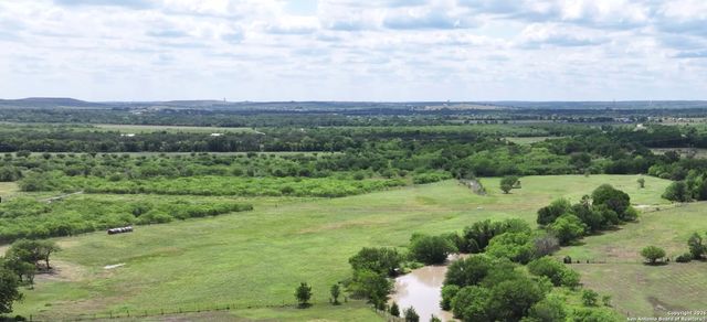 1212 Engler Dairy, Seguin, TX 78155