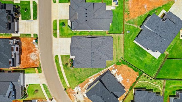 15504 Echo Park Drive, Edmond, OK 73013