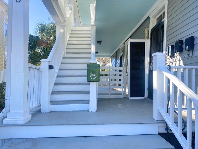 9 Gadsden Street, Charleston, SC 29401