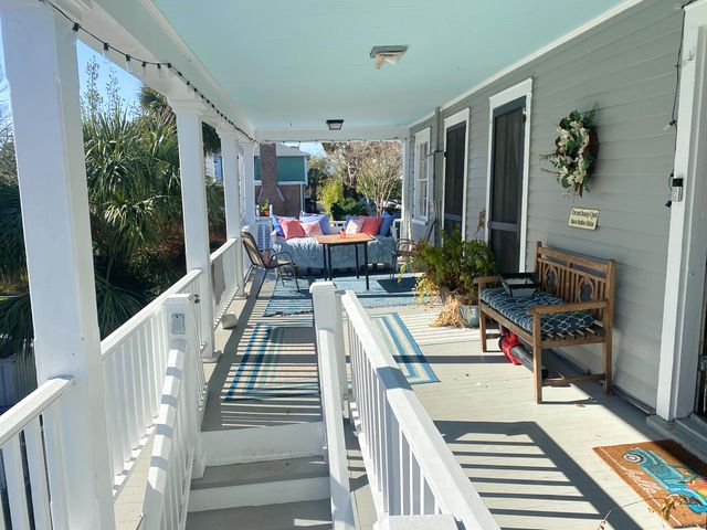 9 Gadsden Street, Charleston, SC 29401