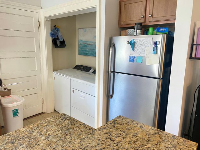 9 Gadsden Street, Charleston, SC 29401