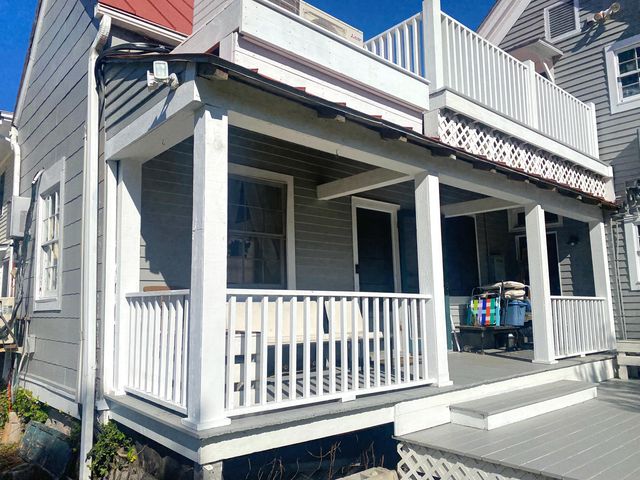 9 Gadsden Street, Charleston, SC 29401