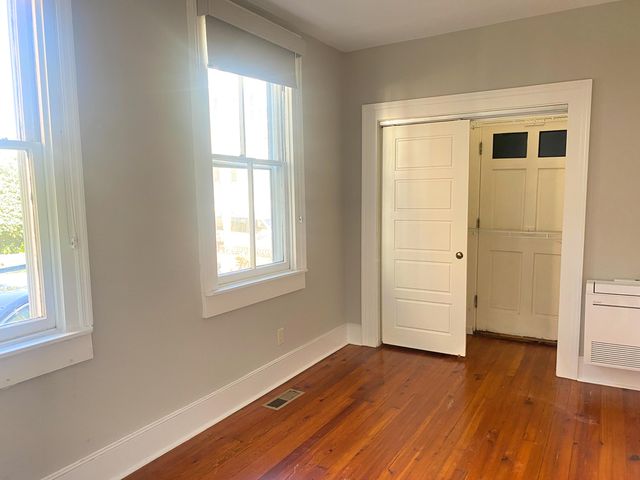 9 Gadsden Street, Charleston, SC 29401