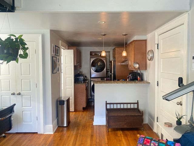 9 Gadsden Street, Charleston, SC 29401