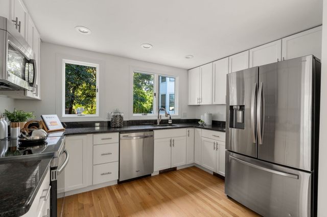 31 Loveland Rd, Brookline, MA 02445