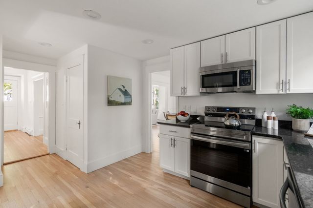 31 Loveland Rd, Brookline, MA 02445