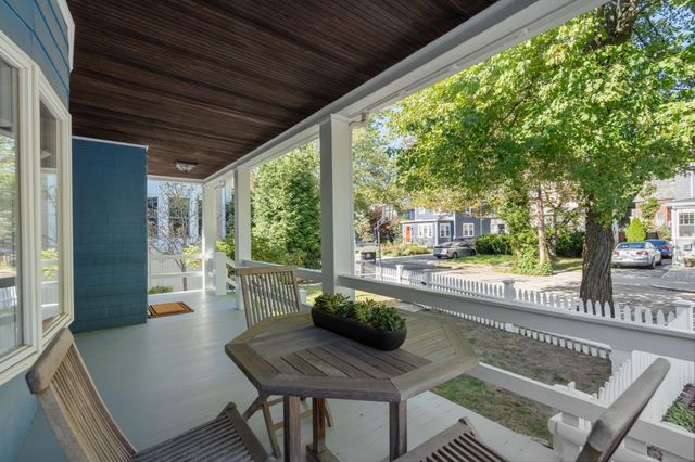 31 Loveland Rd, Brookline, MA 02445