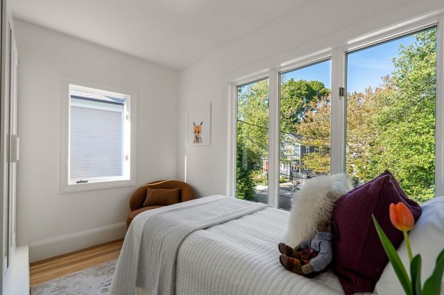 31 Loveland Rd, Brookline, MA 02445