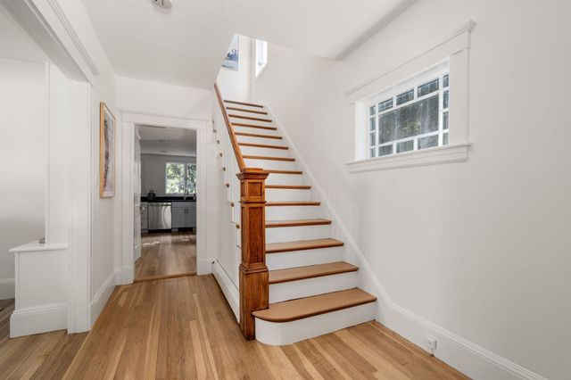 31 Loveland Rd, Brookline, MA 02445