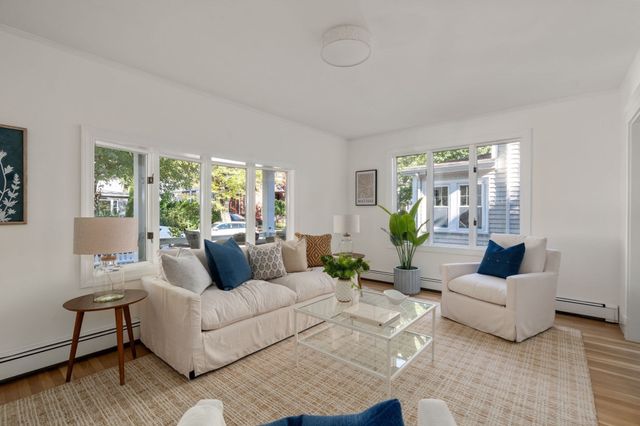 31 Loveland Rd, Brookline, MA 02445