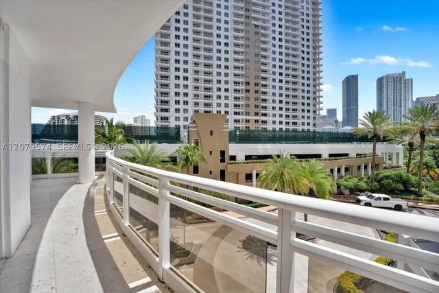 901 Brickell Key Blvd 609, Miami, FL 33131