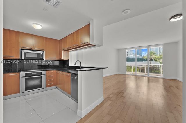 901 Brickell Key Blvd 609, Miami, FL 33131