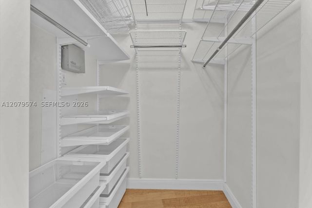 901 Brickell Key Blvd 609, Miami, FL 33131