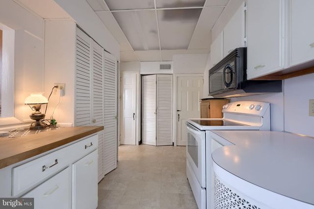 853 JANET AVE, Lancaster, PA 17601