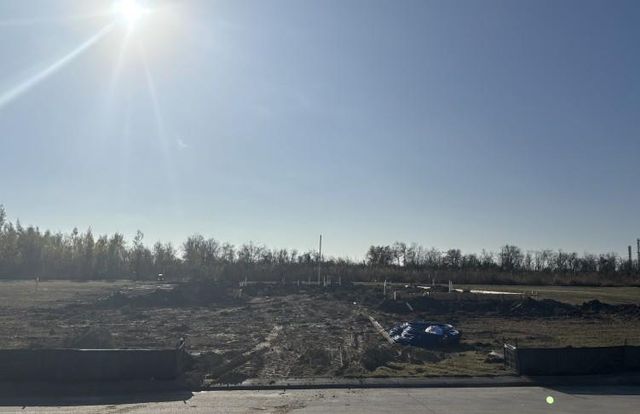 11418 Youngquist Drive, Mont Belvieu, TX 77535