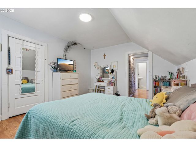 819 SIERRA VISTA Dr, Newberg, OR 97132