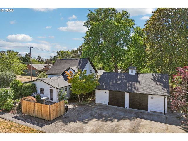 819 SIERRA VISTA Dr, Newberg, OR 97132