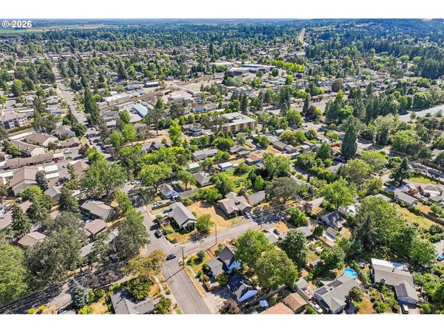 819 SIERRA VISTA Dr, Newberg, OR 97132