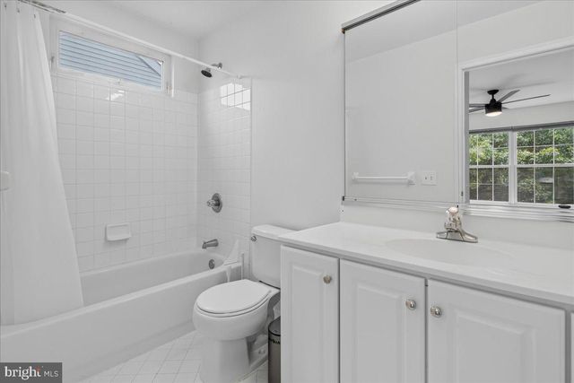 3 QUARRY CT, Hightstown, NJ 08520