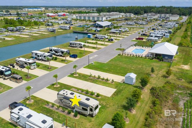 777 Vacation Circle, Foley, AL 36535