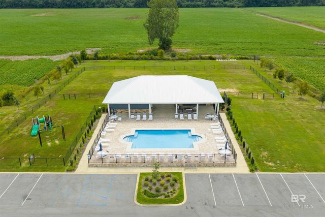 777 Vacation Circle, Foley, AL 36535