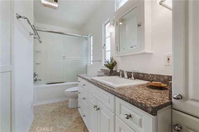 1231 N Maryland Avenue, Glendale, CA 91207