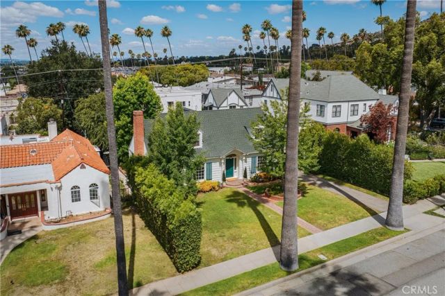 1231 N Maryland Avenue, Glendale, CA 91207