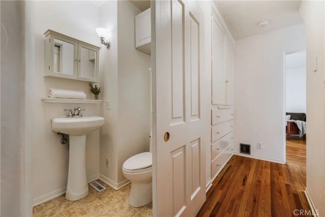 1231 N Maryland Avenue, Glendale, CA 91207