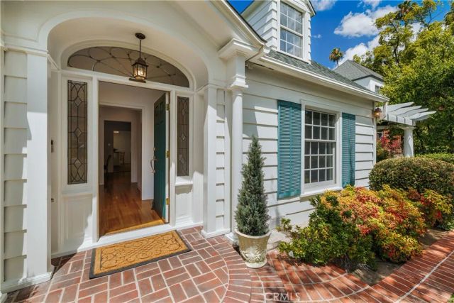 1231 N Maryland Avenue, Glendale, CA 91207