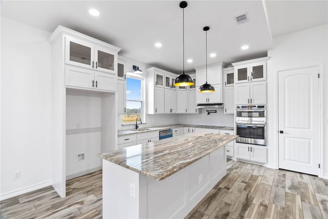 6722 La Salle Dr, Corpus Christi, TX 78414