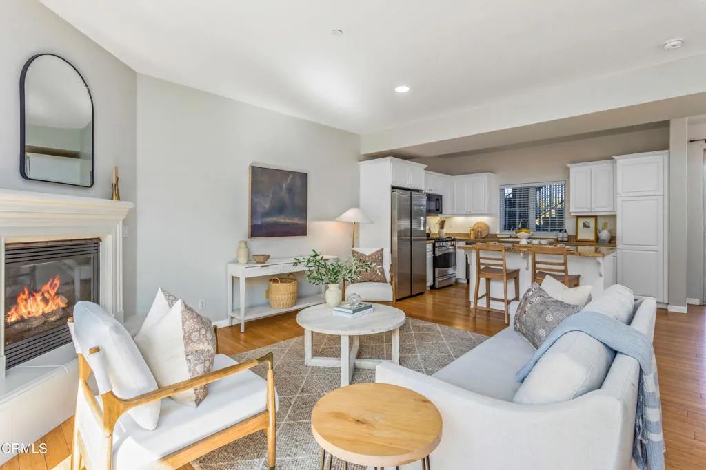 345 Kellogg Way 2, Goleta, CA 93117