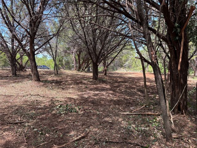 2601 Hillside Drive, Granbury, TX 76048