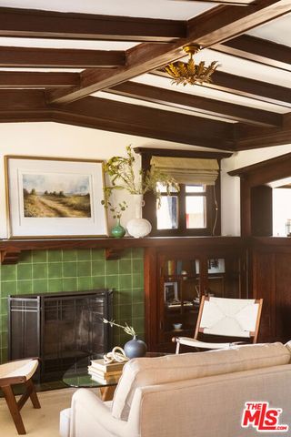 1527 W 45th Street, Los Angeles, CA 90062