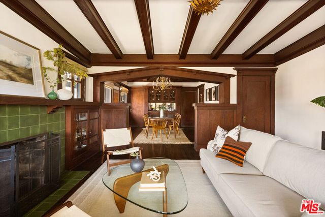 1527 W 45th Street, Los Angeles, CA 90062