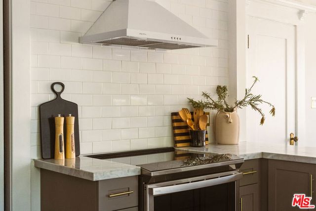 1527 W 45th Street, Los Angeles, CA 90062