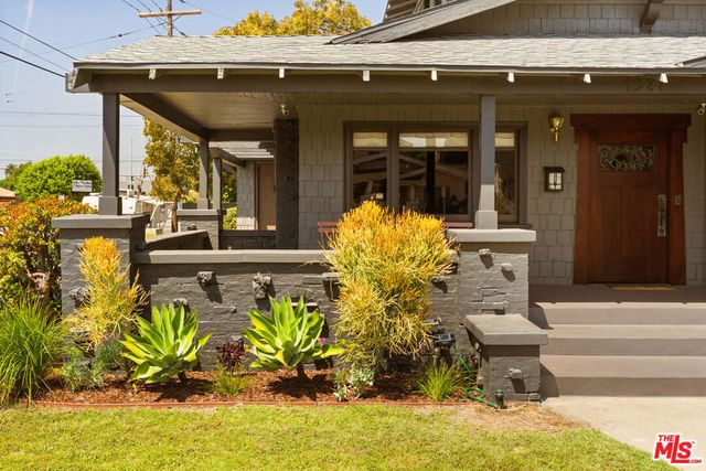 1527 W 45th Street, Los Angeles, CA 90062