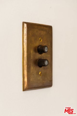 1527 W 45th Street, Los Angeles, CA 90062