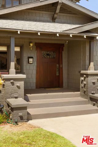 1527 W 45th Street, Los Angeles, CA 90062