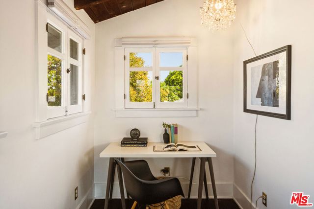 1527 W 45th Street, Los Angeles, CA 90062