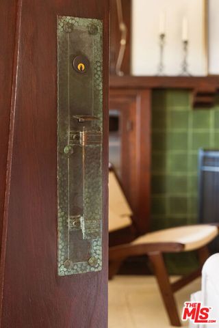 1527 W 45th Street, Los Angeles, CA 90062