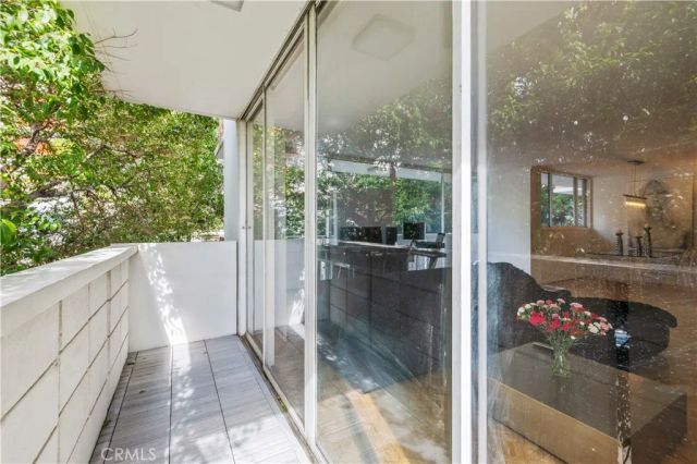 8787 Shoreham Drive 201, West Hollywood, CA 90069